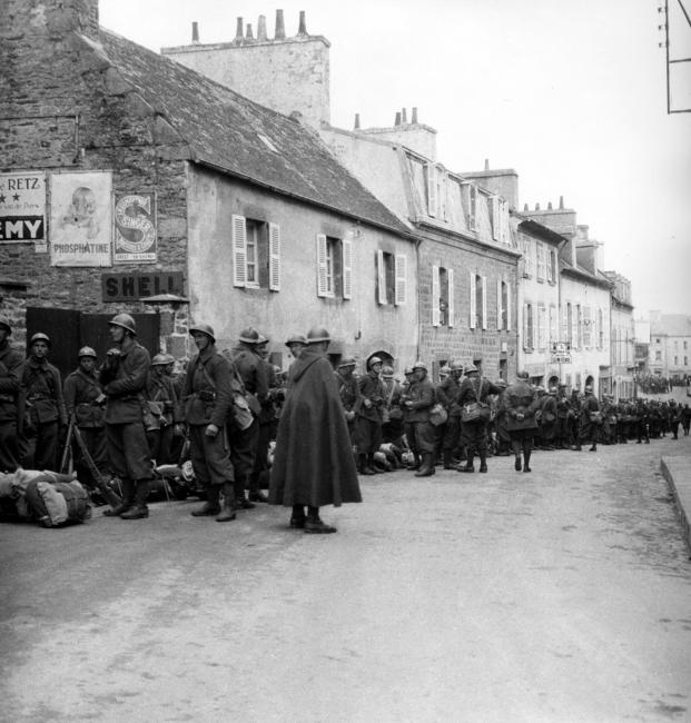 Soldats polonais à Saint-Renan (Finistère) avant leur départ pour Narvik, en Norvège, avril 1940 (Fonds du comité d’histoire de la Seconde Guerre mondiale).